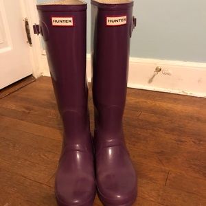 HUNTER rain boots